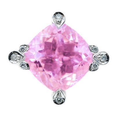 Pink tourmaline stone cushion cut embedded between 4 holdings stones